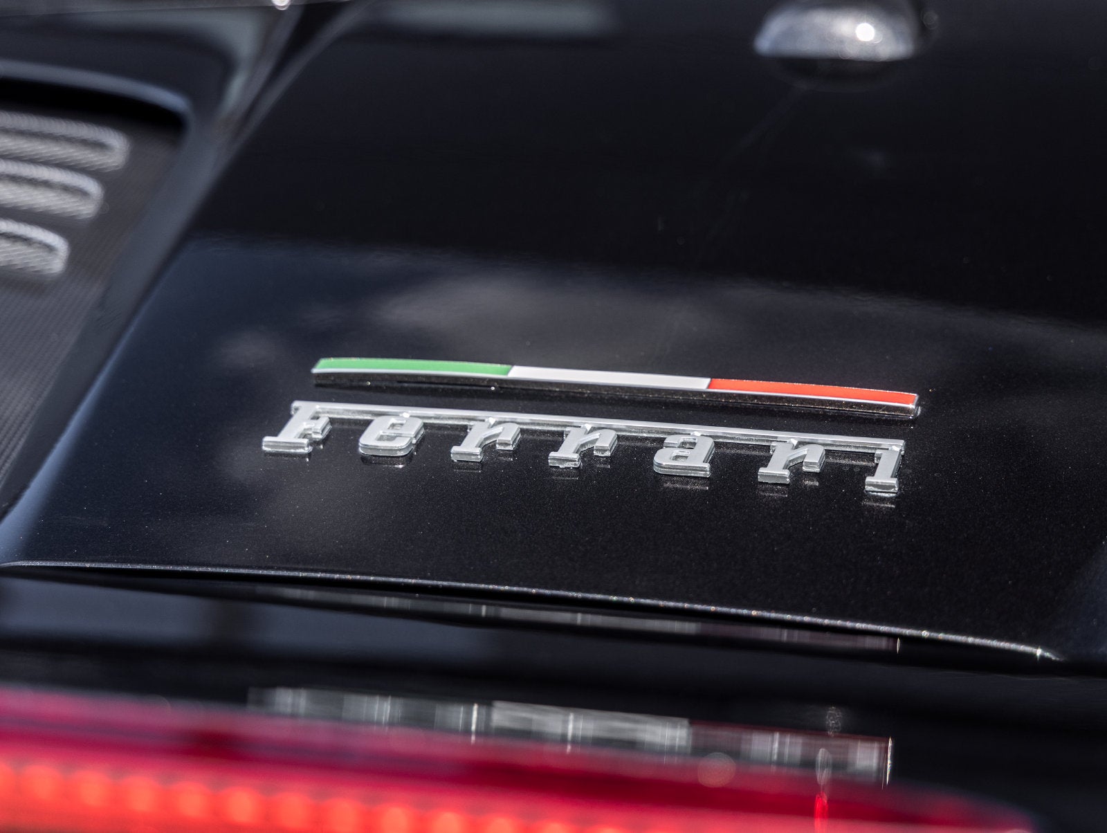 2023 Ferrari F8 Spider Base