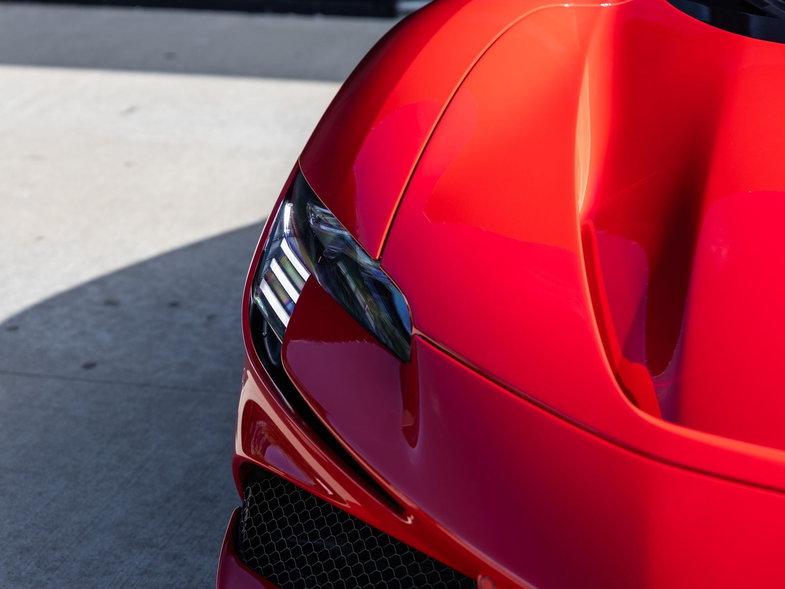 2022 Ferrari SF90 Stradale Base