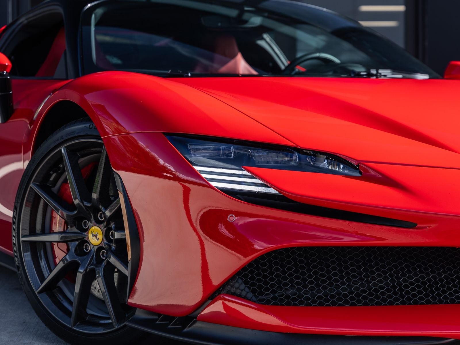 2022 Ferrari SF90 Stradale Base