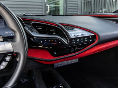 2022 Ferrari SF90 Stradale Base