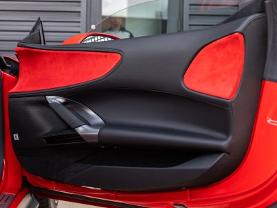 2022 Ferrari SF90 Stradale Base