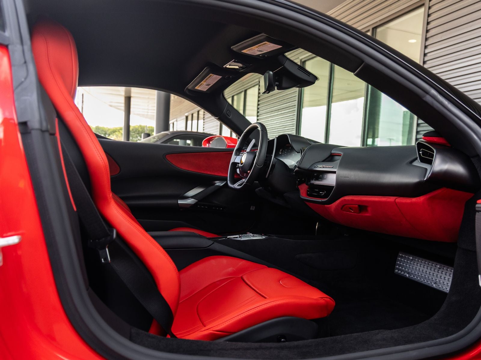 2022 Ferrari SF90 Stradale Base