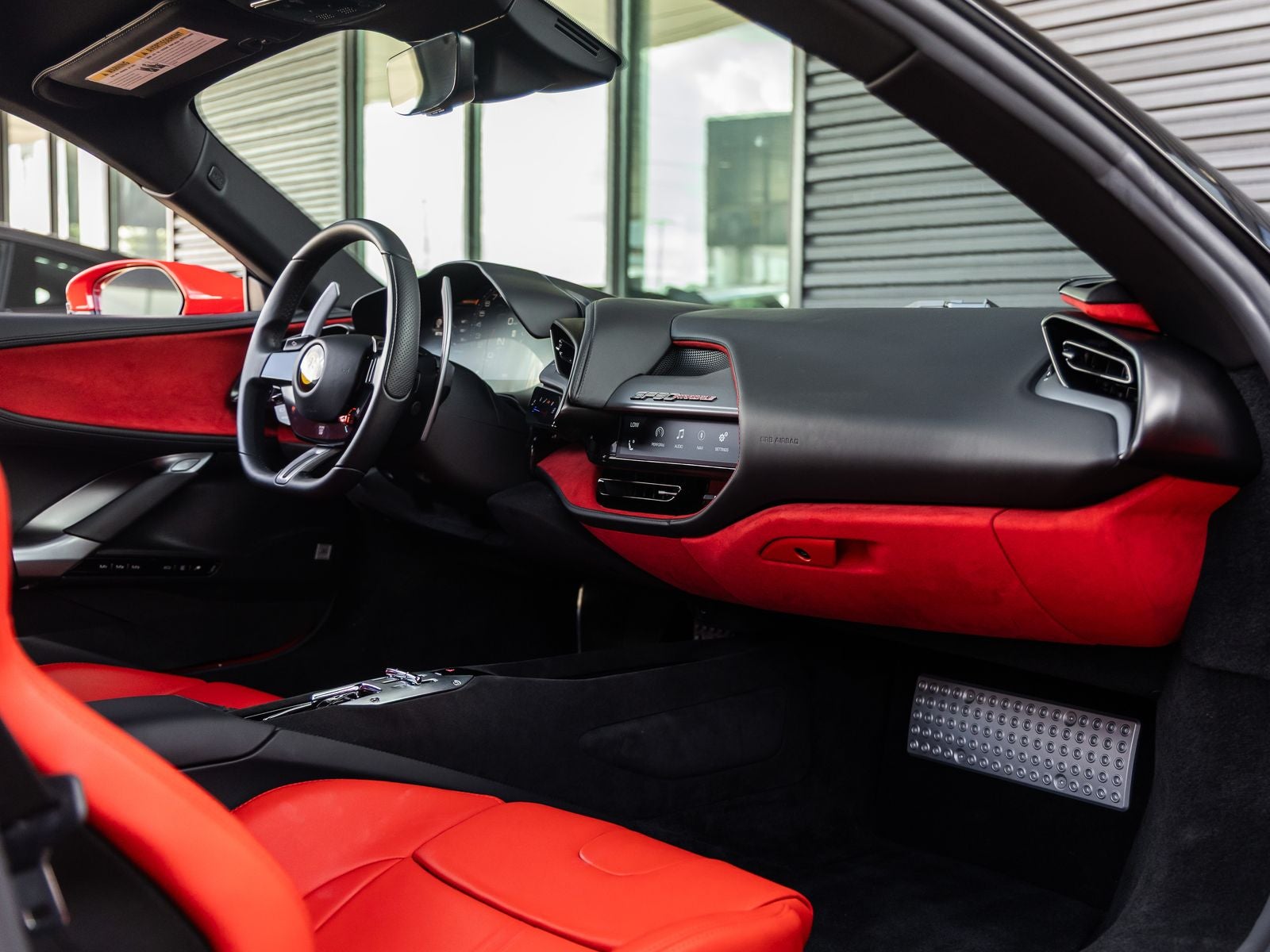 2022 Ferrari SF90 Stradale Base
