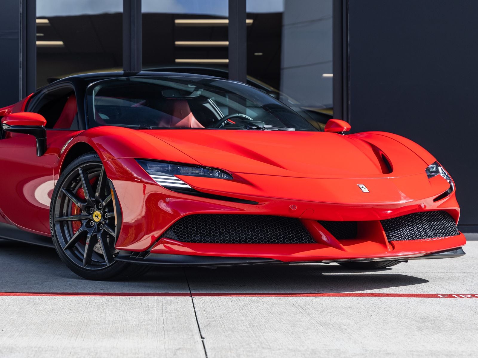 2022 Ferrari SF90 Stradale Base