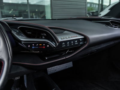 2021 Ferrari SF90 Stradale Base