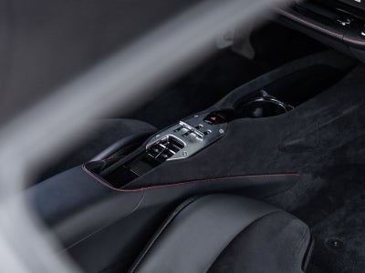 2021 Ferrari SF90 Stradale Base