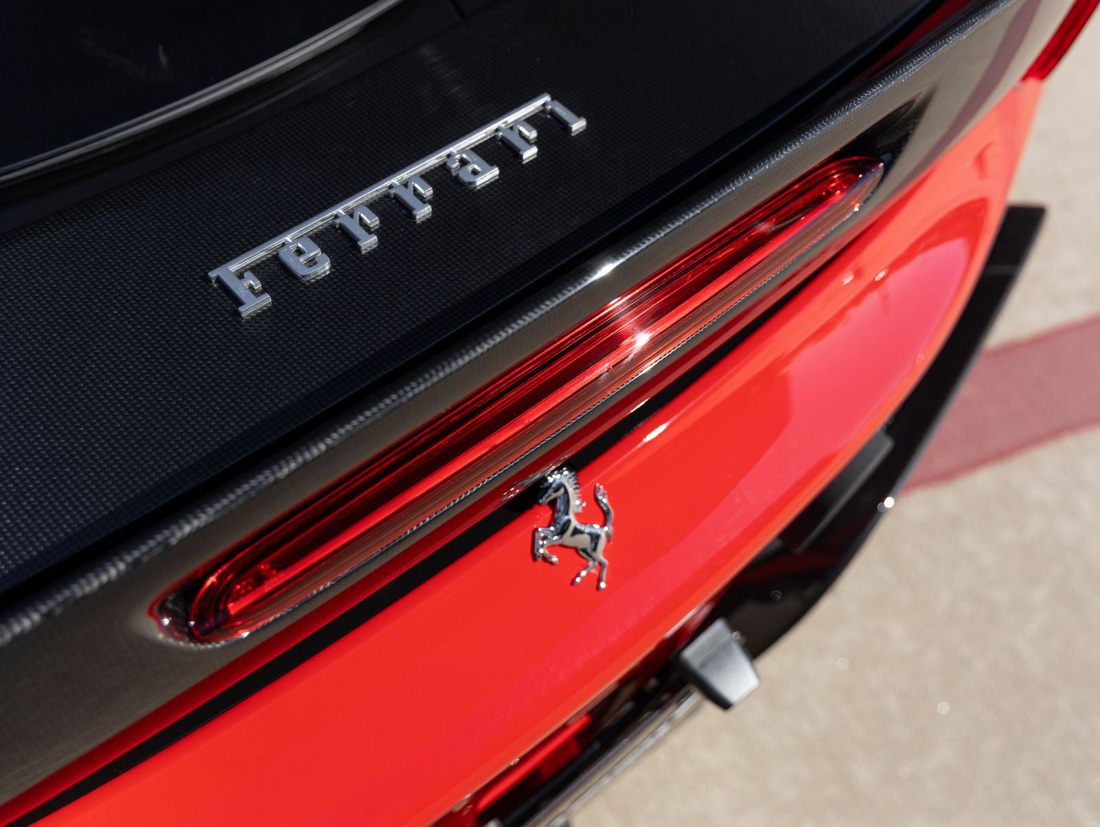 2023 Ferrari SF90 Stradale Base