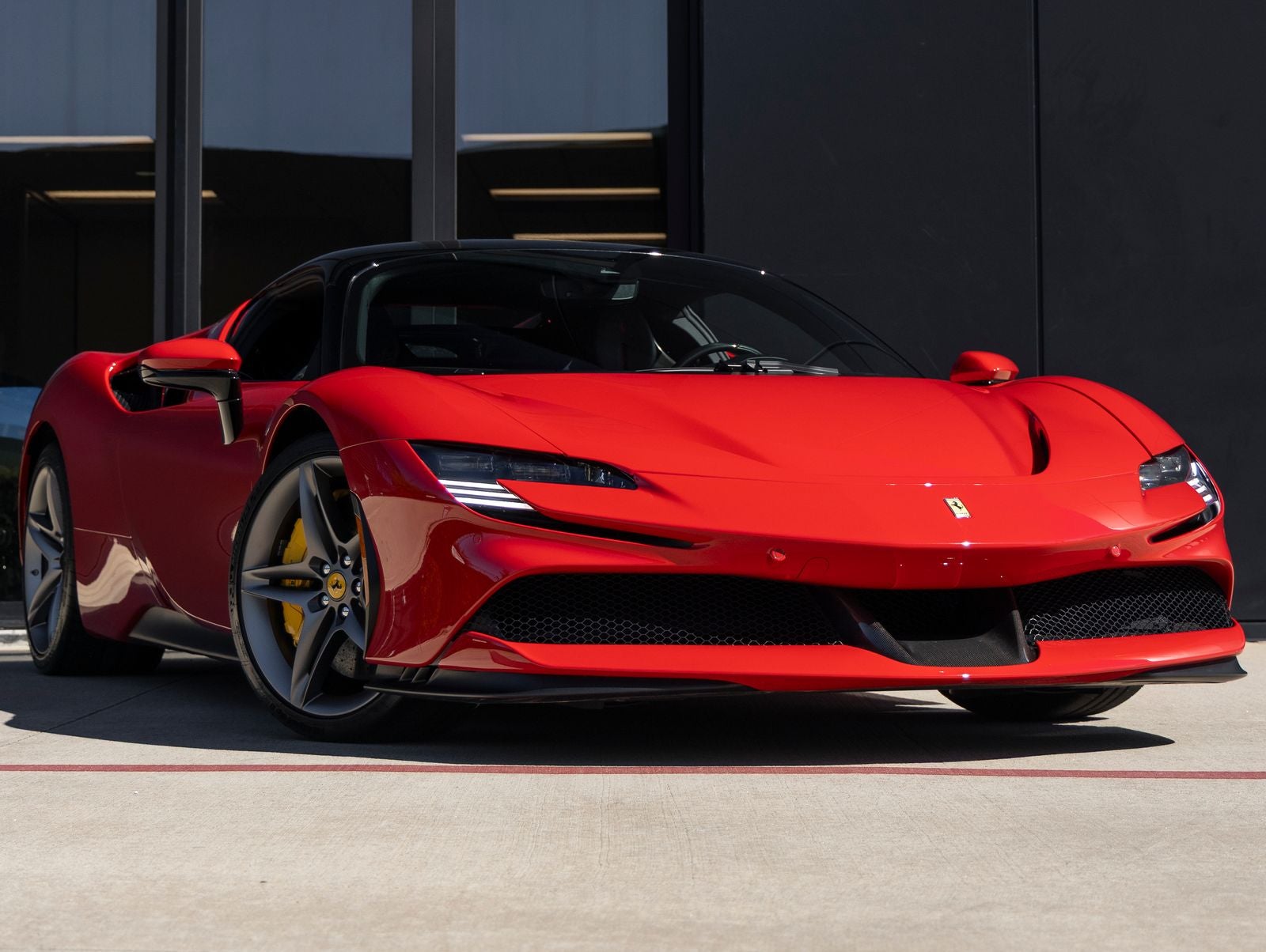 2023 Ferrari SF90 Stradale Base
