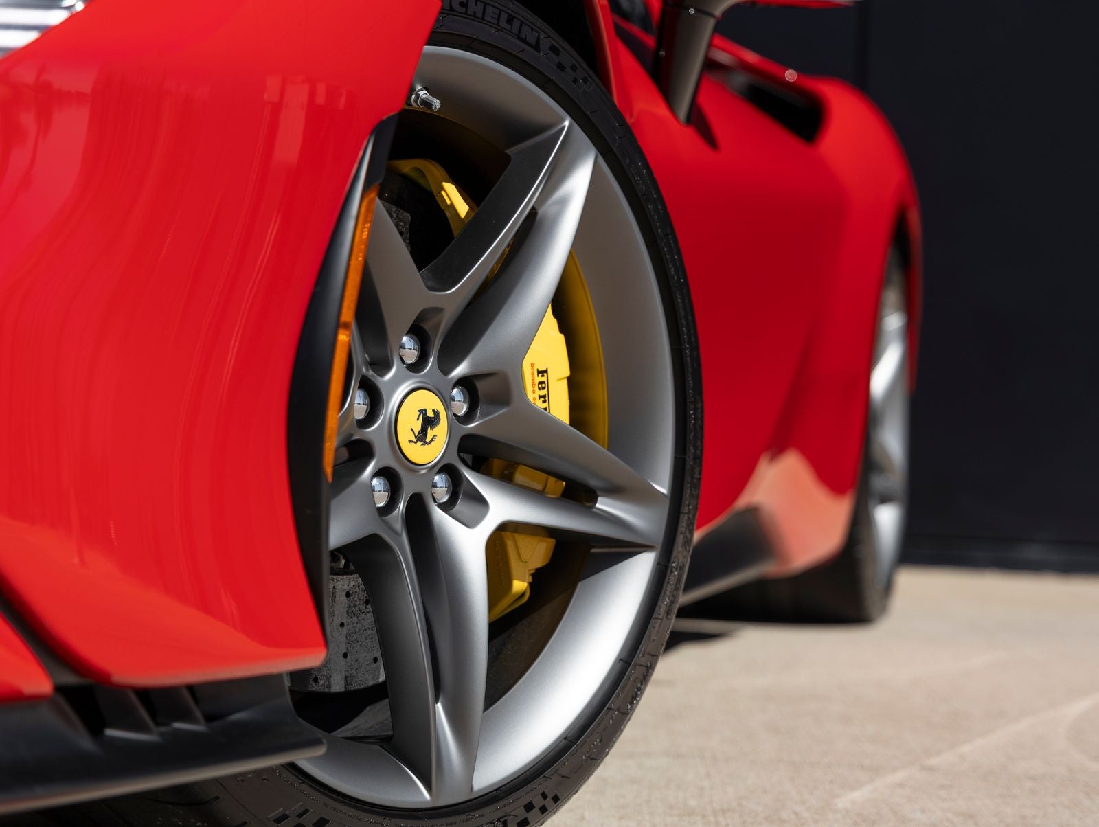 2023 Ferrari SF90 Stradale Base