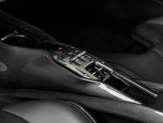 2023 Ferrari SF90 Stradale Base