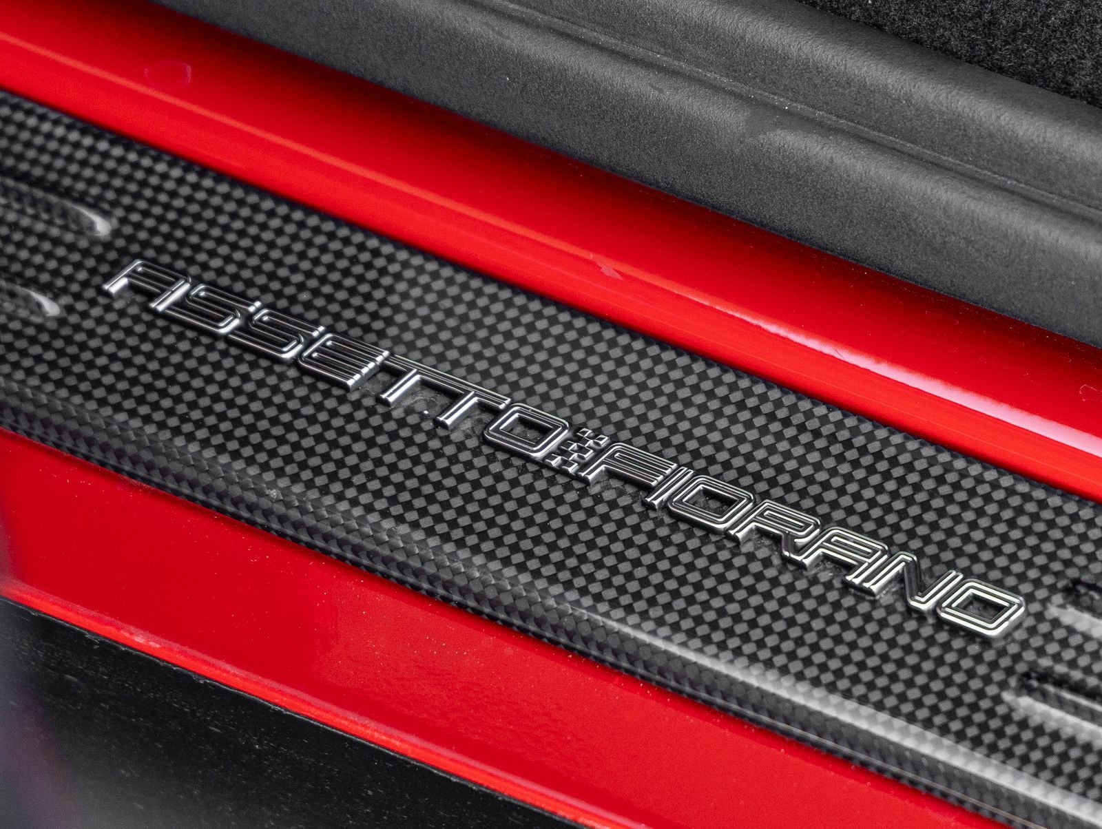 2023 Ferrari SF90 Stradale Base