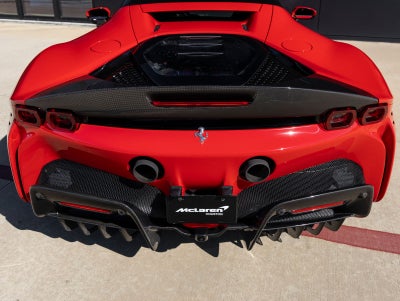2023 Ferrari SF90 Stradale Base