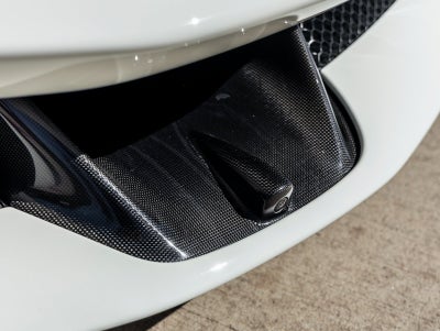 2023 Ferrari SF90 Stradale Base