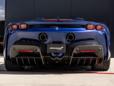 2022 Ferrari SF90 Spider Base