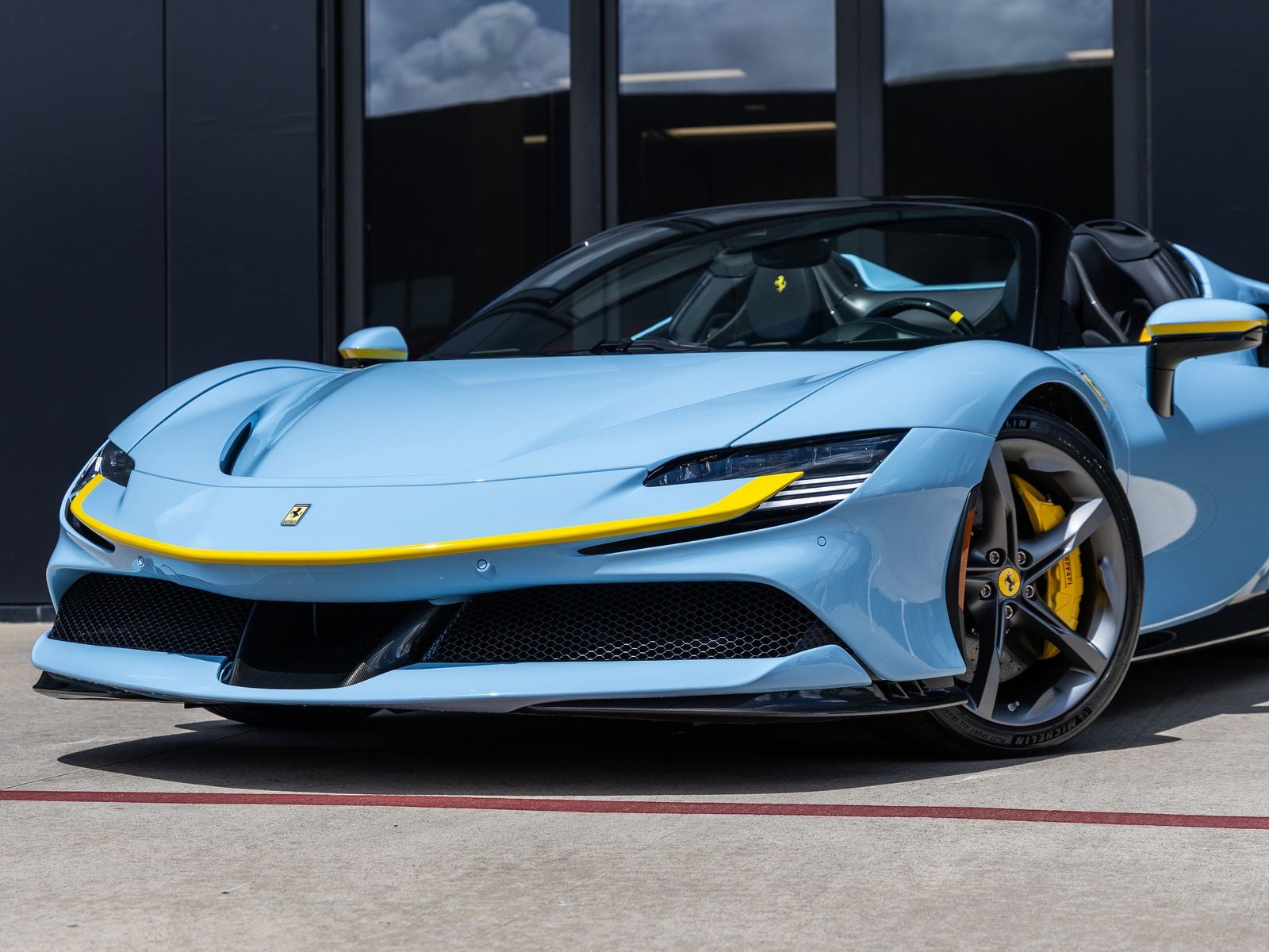 2024 Ferrari SF90 Spider Base