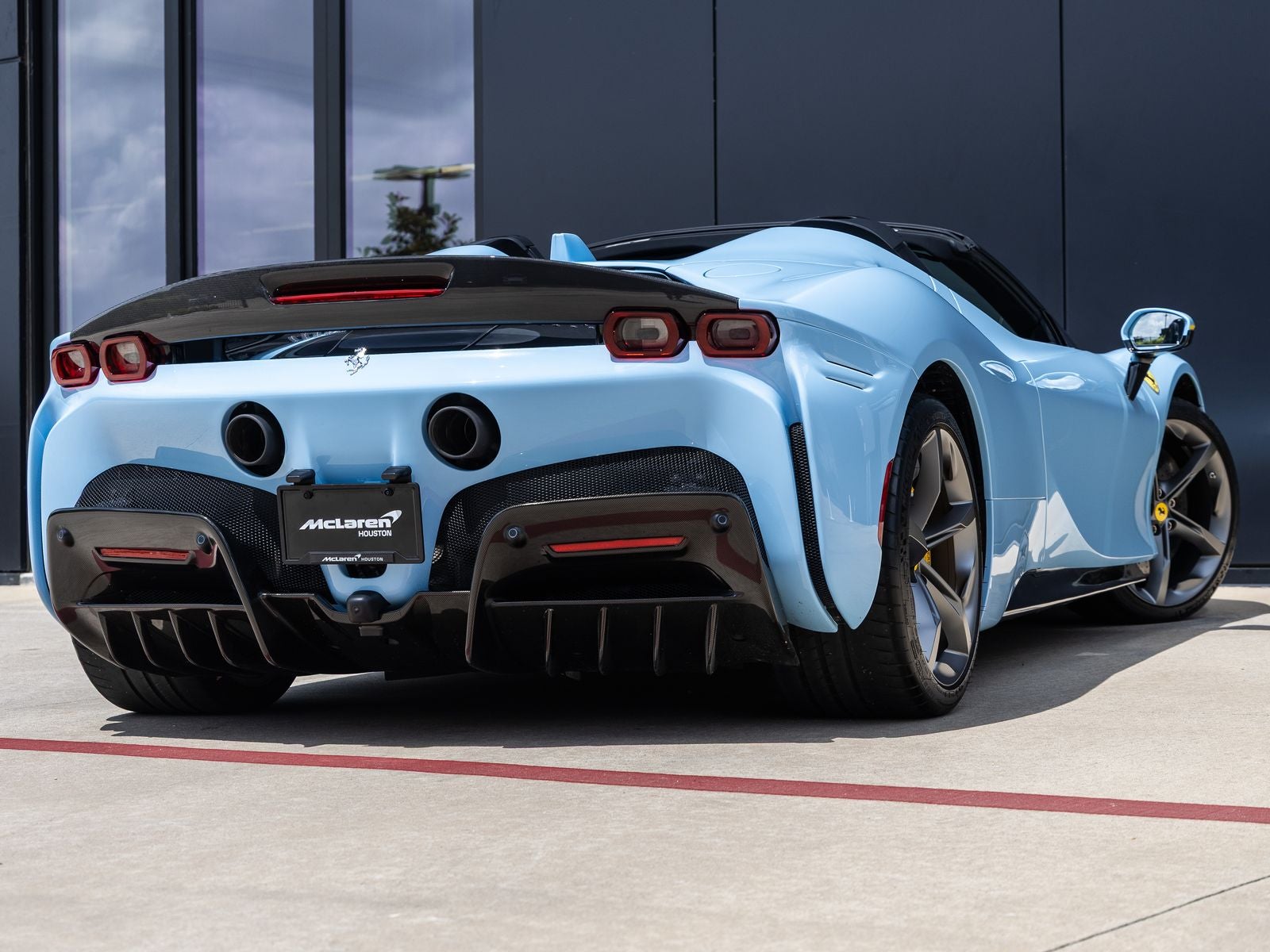 2024 Ferrari SF90 Spider Base