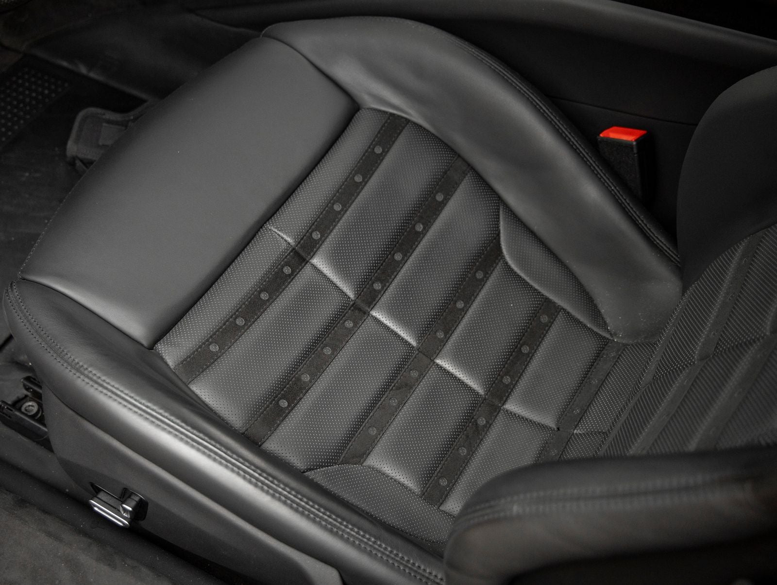 2023 Ferrari 296 GTB Base