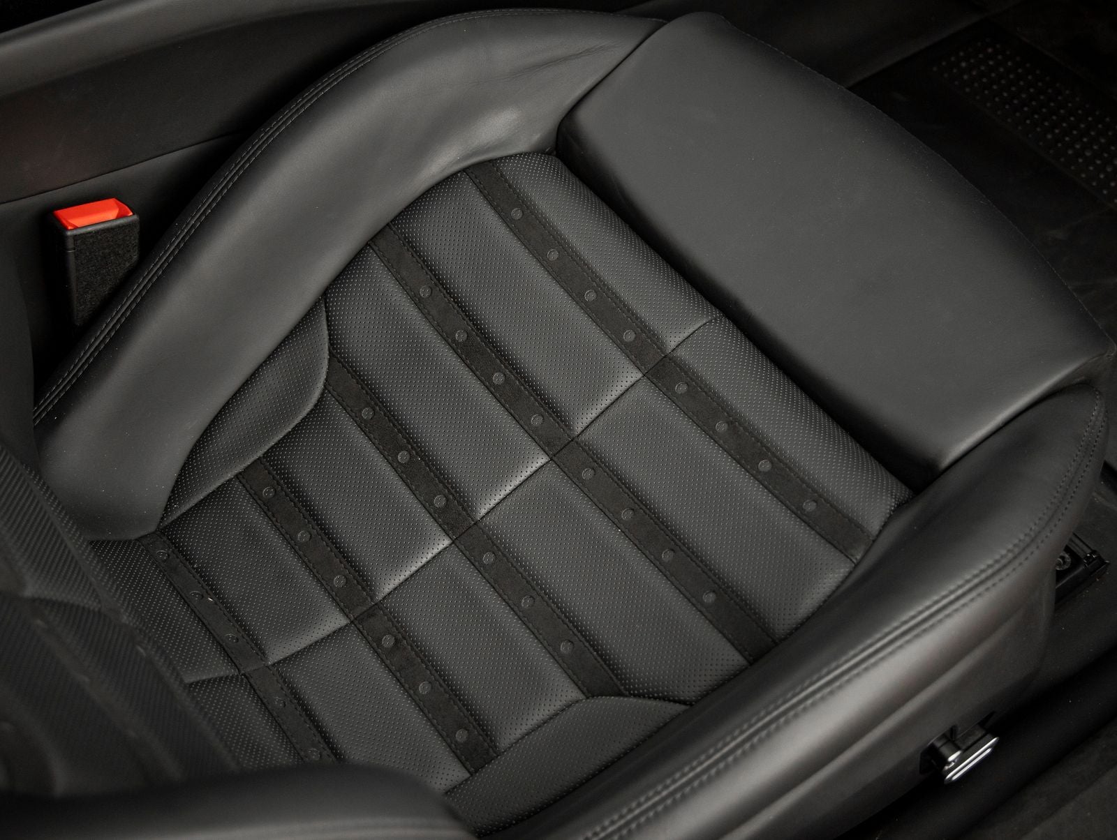 2023 Ferrari 296 GTB Base