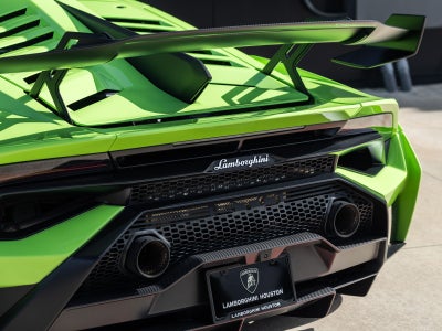2023 Lamborghini Huracan STO Base
