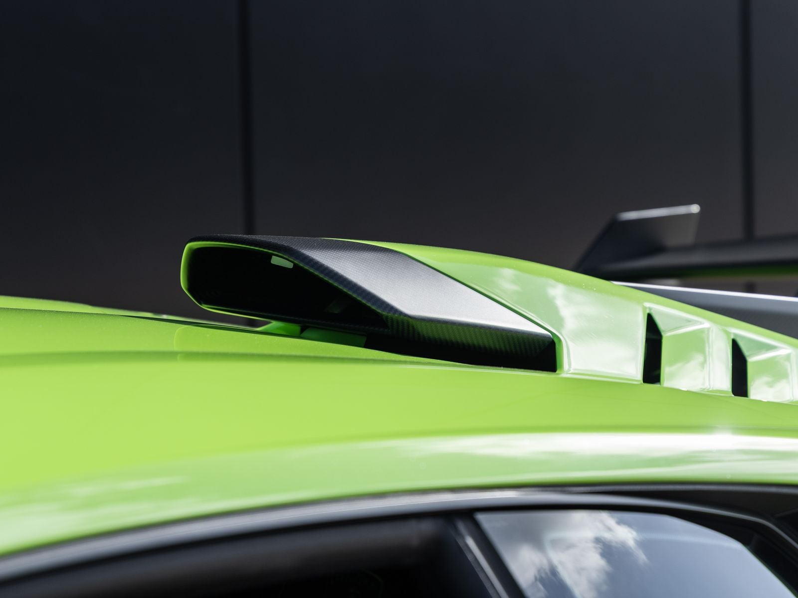 2023 Lamborghini Huracan STO Base