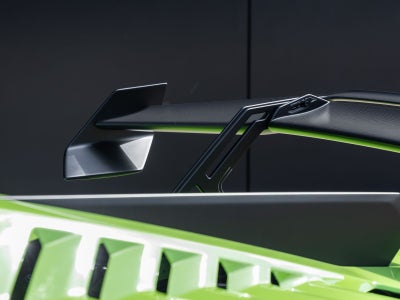 2023 Lamborghini Huracan STO Base