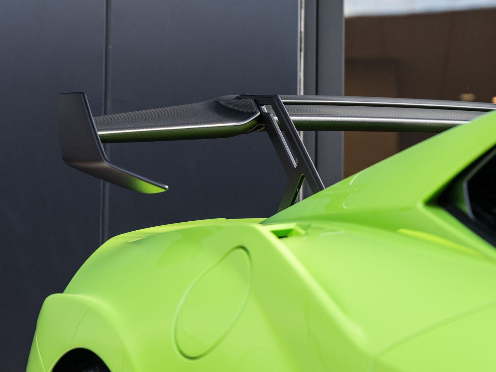 2023 Lamborghini Huracan STO Base