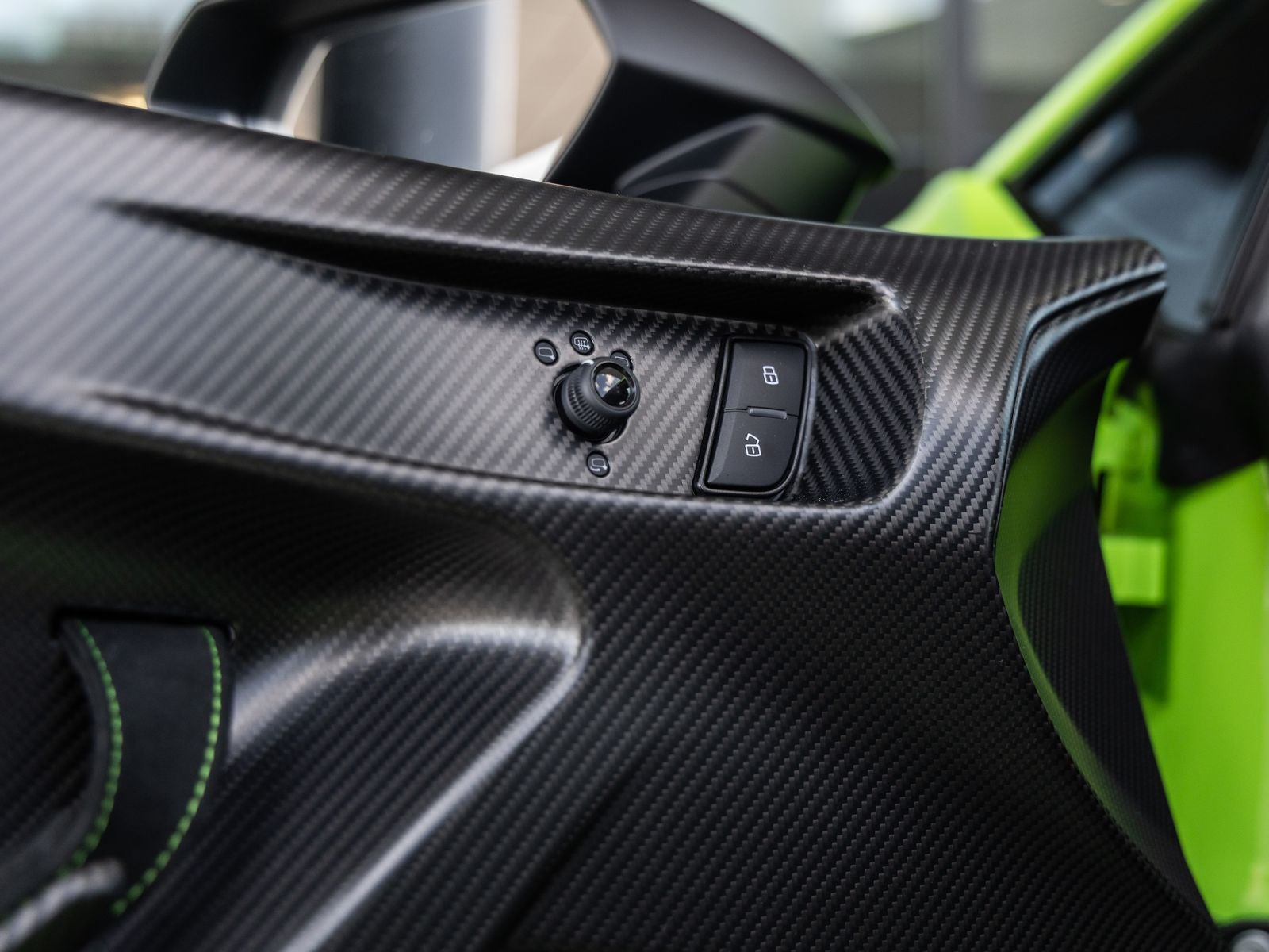 2023 Lamborghini Huracan STO Base