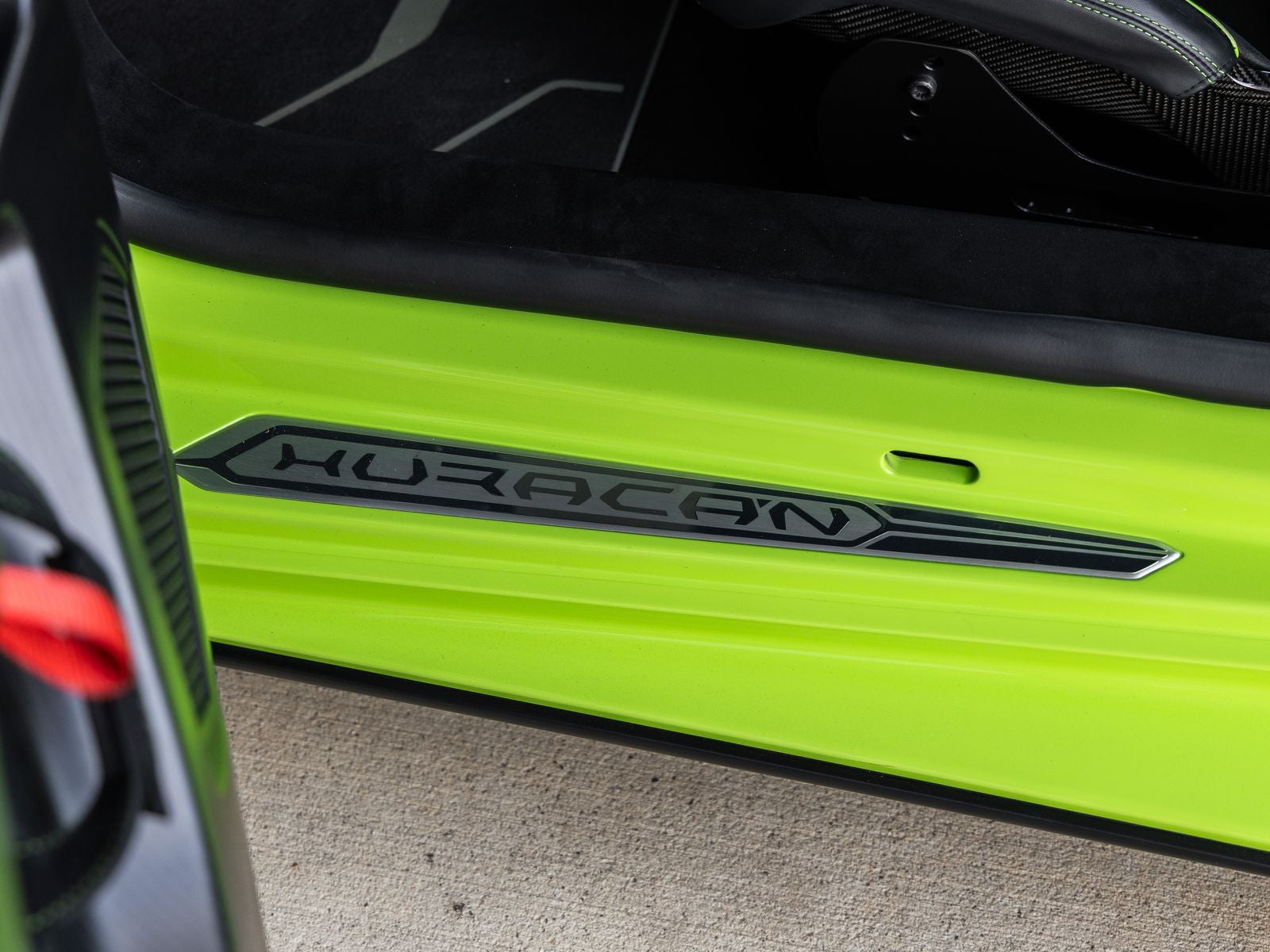 2023 Lamborghini Huracan STO Base