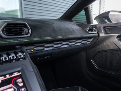 2023 Lamborghini Huracan STO Base