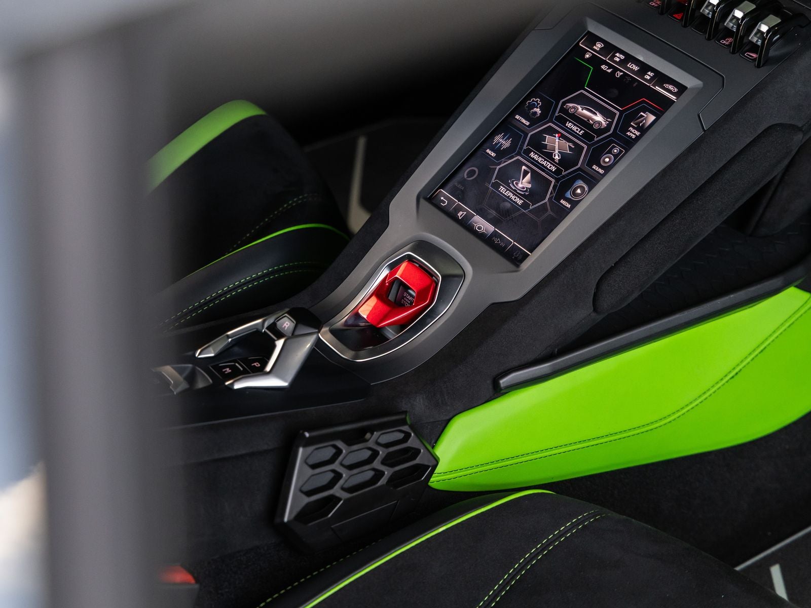 2023 Lamborghini Huracan STO Base
