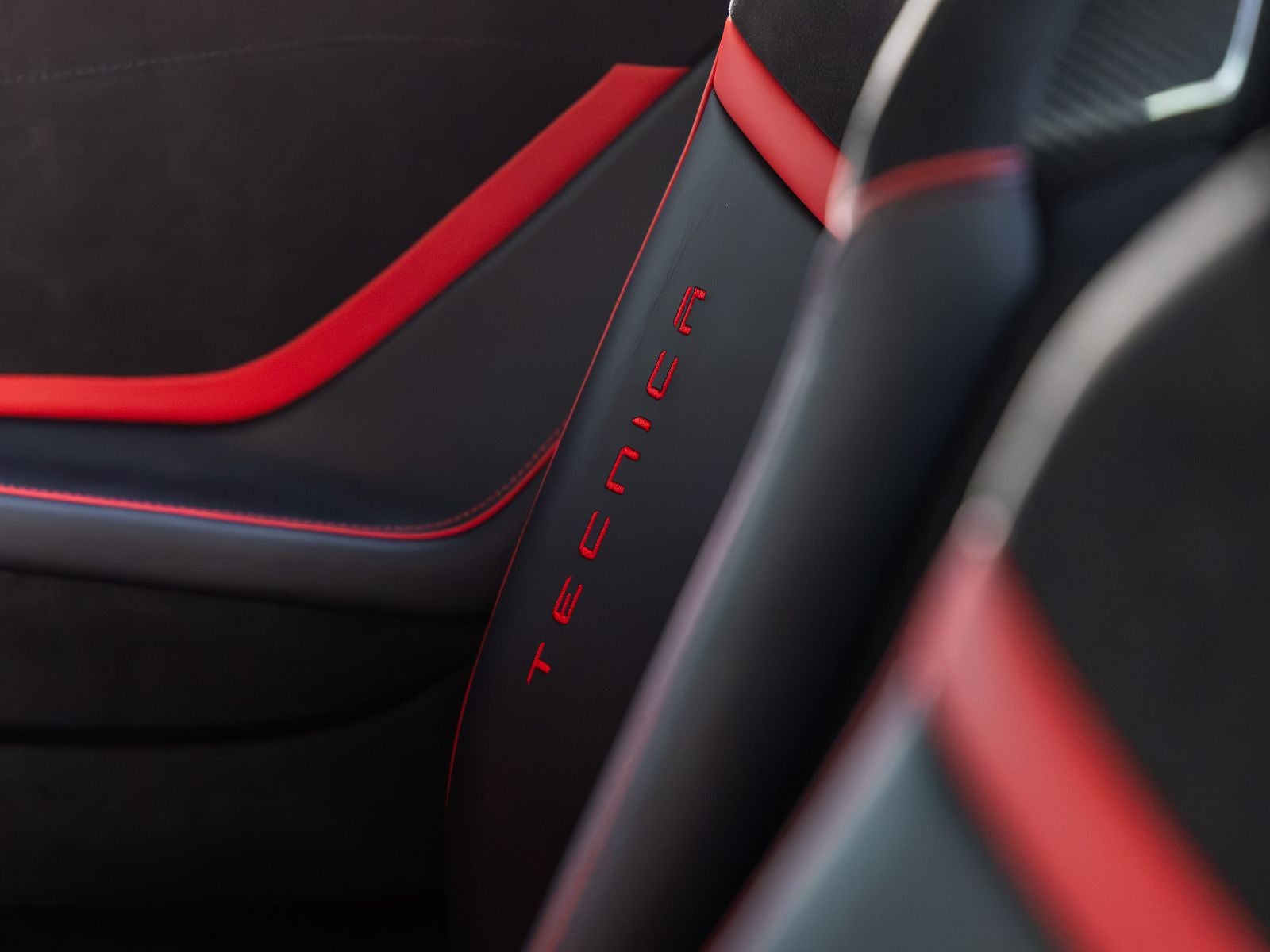 2024 Lamborghini Huracan Tecnica Base