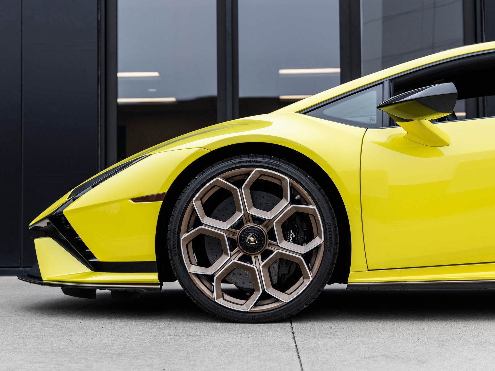2023 Lamborghini Huracan Tecnica Base