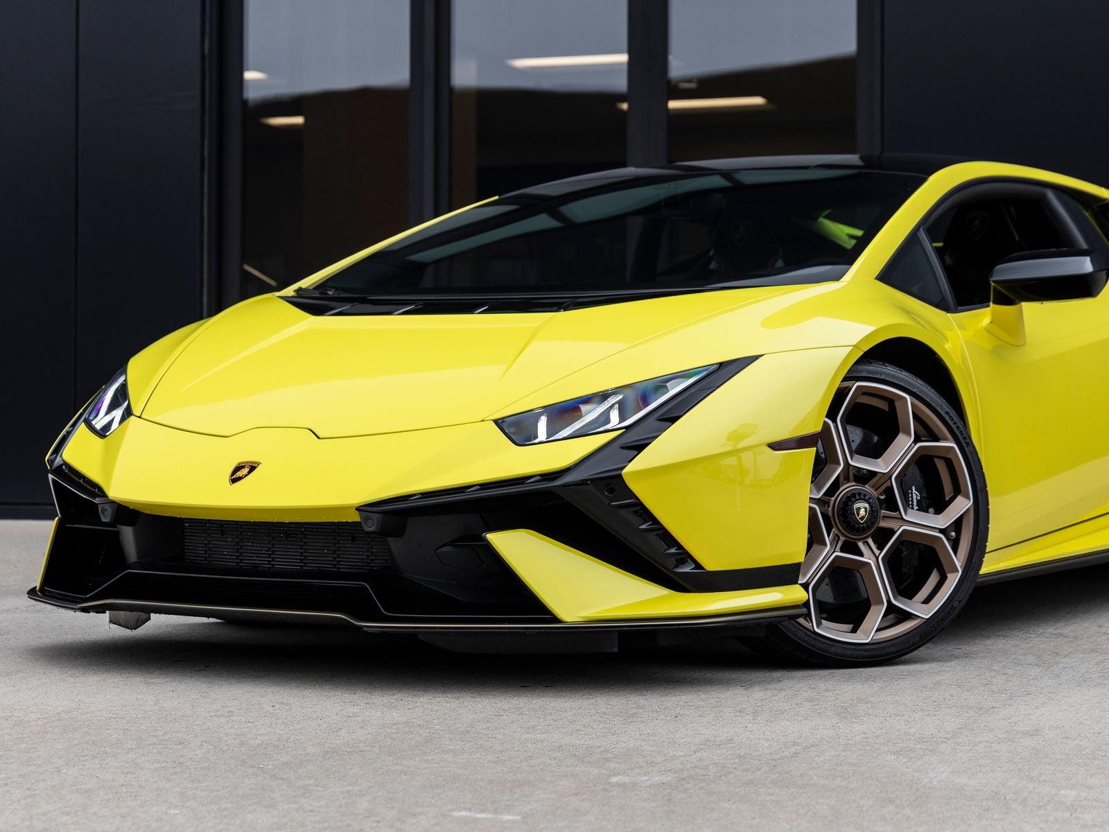 2023 Lamborghini Huracan Tecnica Base