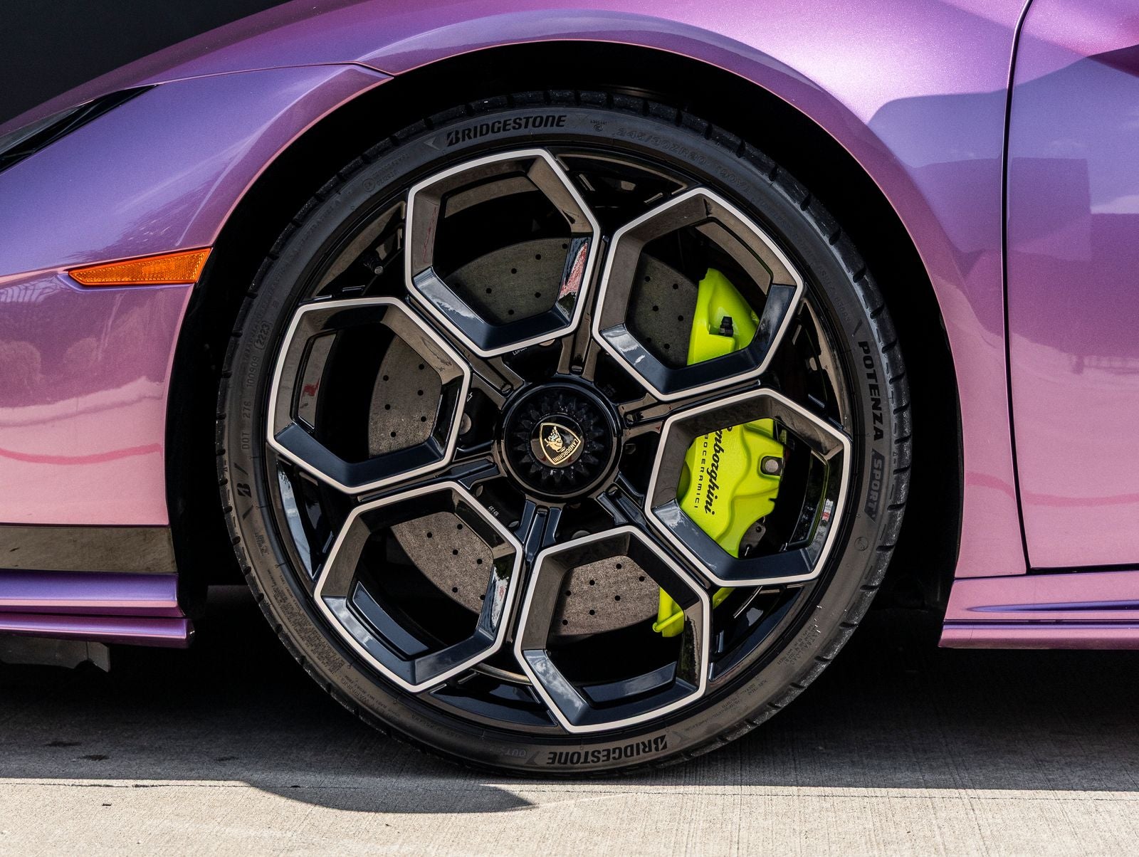 2023 Lamborghini Huracan Tecnica Base