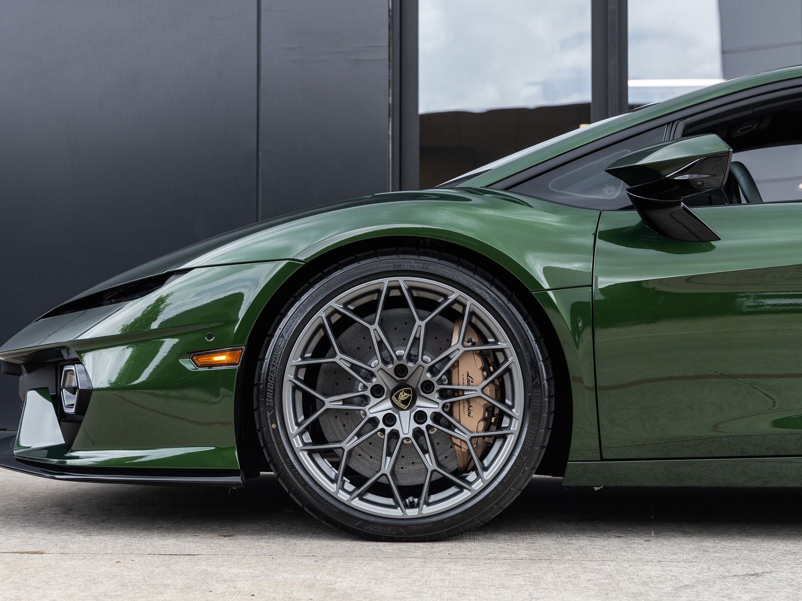 2026 Lamborghini Temerario Base