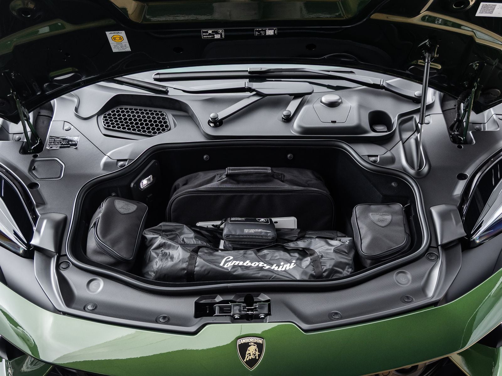 2026 Lamborghini Temerario Base
