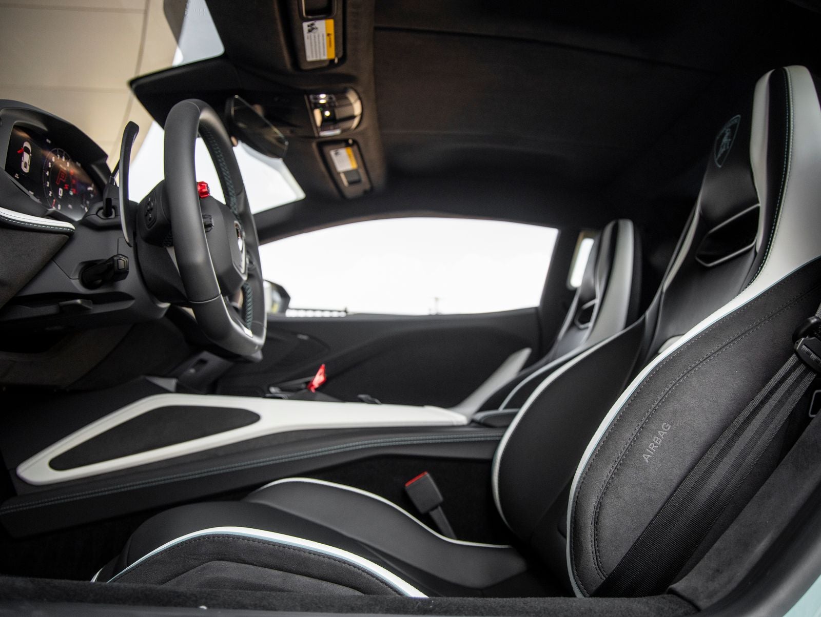2026 Lamborghini Temerario Base