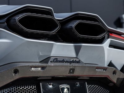 2024 Lamborghini Revuelto Base