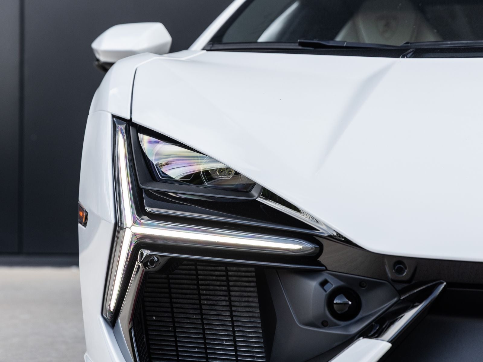 2024 Lamborghini Revuelto Base