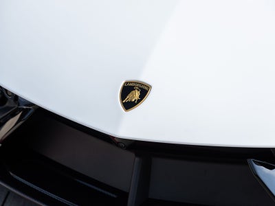 2024 Lamborghini Revuelto Base