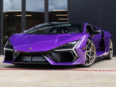 2026 Lamborghini Revuelto Base