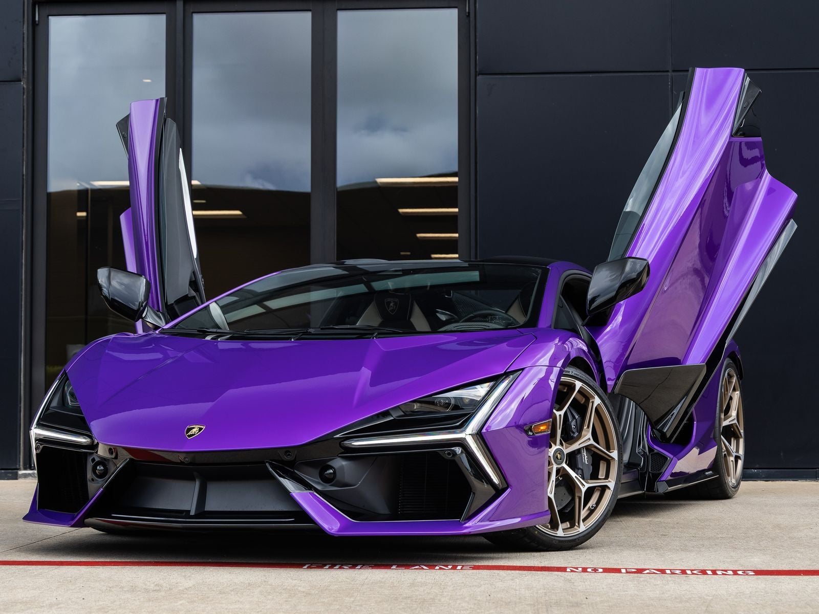 2026 Lamborghini Revuelto Base