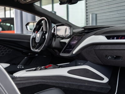 2026 Lamborghini Revuelto Base