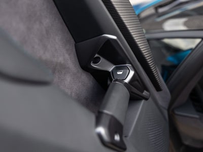 2025 Lamborghini Revuelto Base