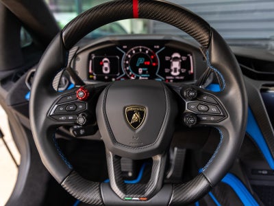 2025 Lamborghini Revuelto Base