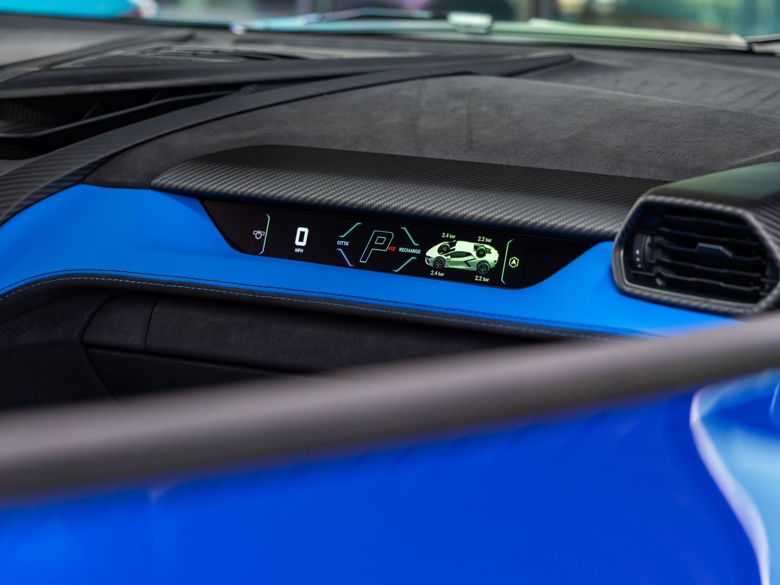 2025 Lamborghini Revuelto Base