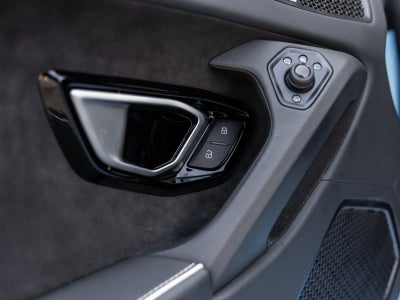 2023 Lamborghini Huracan EVO Base