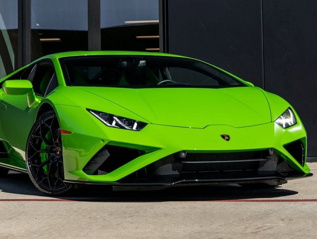 2023 Lamborghini Huracan EVO Base