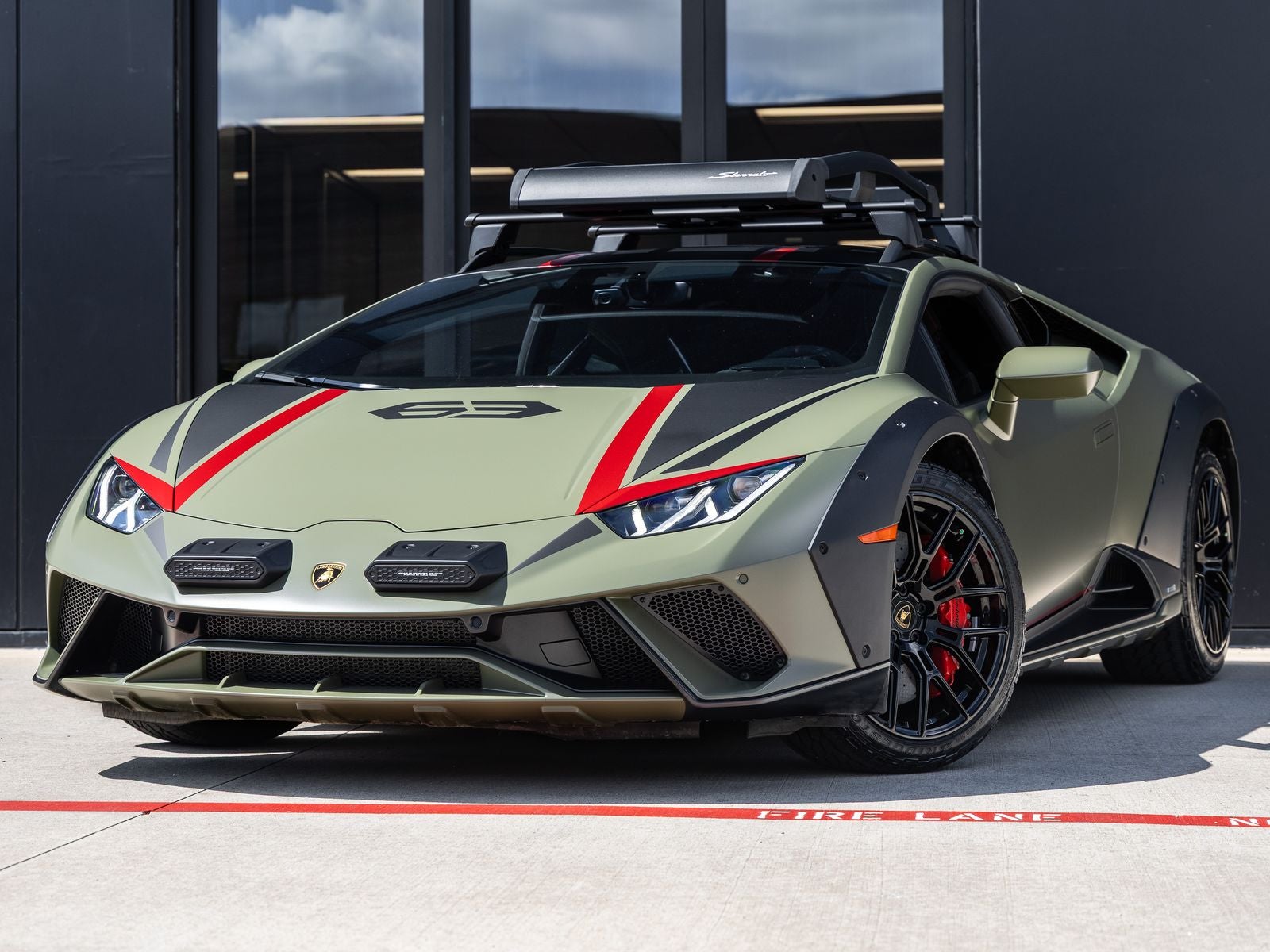 2024 Lamborghini Huracan Sterrato Base