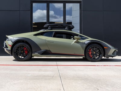 2024 Lamborghini Huracan Sterrato Base
